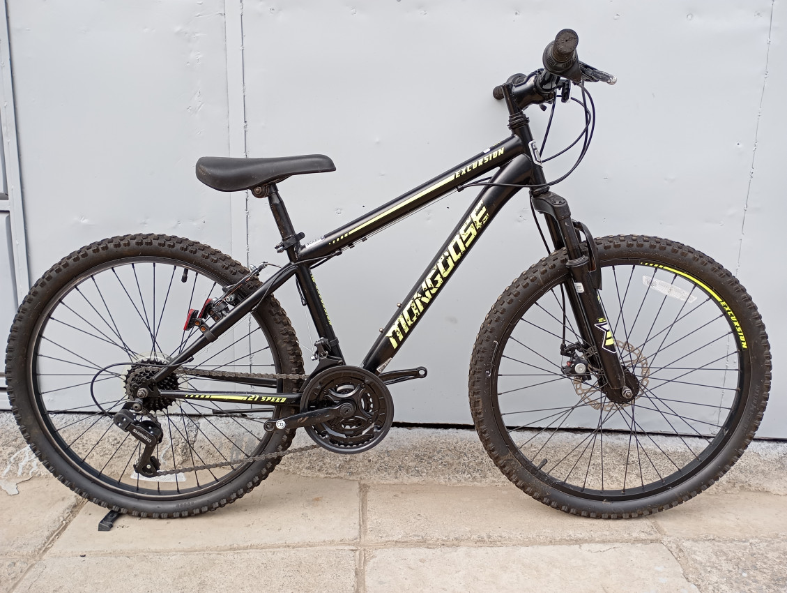 Mongoose excursion bike deals