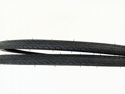 Tire 700x 25c
